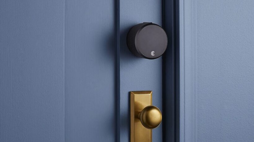 How does a Wi-Fi-enabled door lock work?