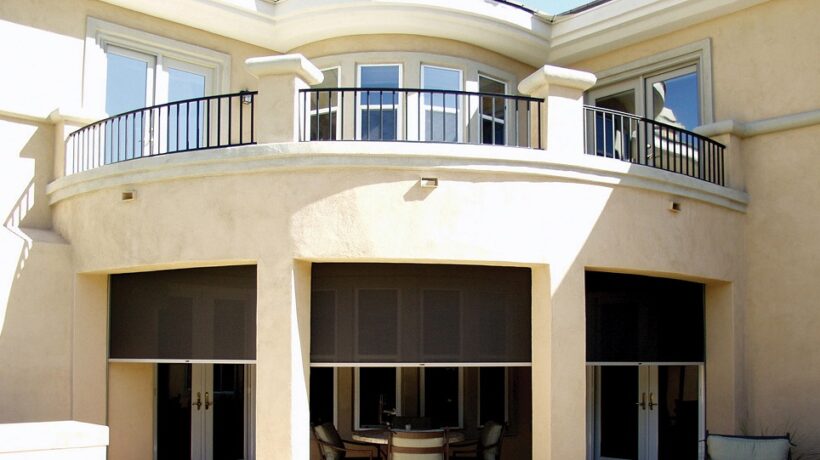 Motorized Outdoor Rollup Sun Shades – A Cost-Effective Way to Increase Home Value