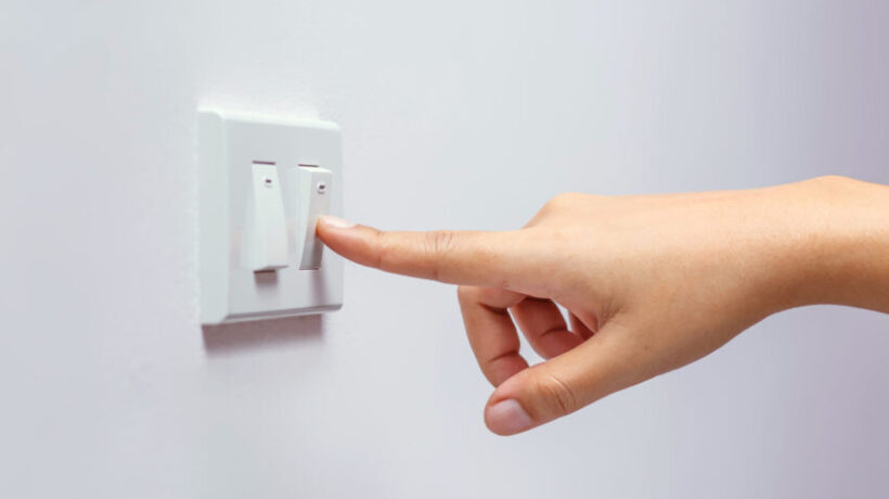 How to Set Up an Energy Saver Light Switch