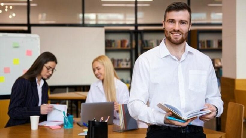 Key Factors to Consider When Selecting Employee Self-Service Software