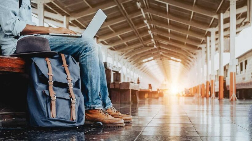 What is the Lightest Laptop Bag in the World? 