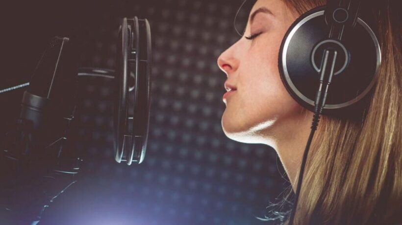How to Choose Studio vs Consumer Headphones: A Sound Decision That Matters