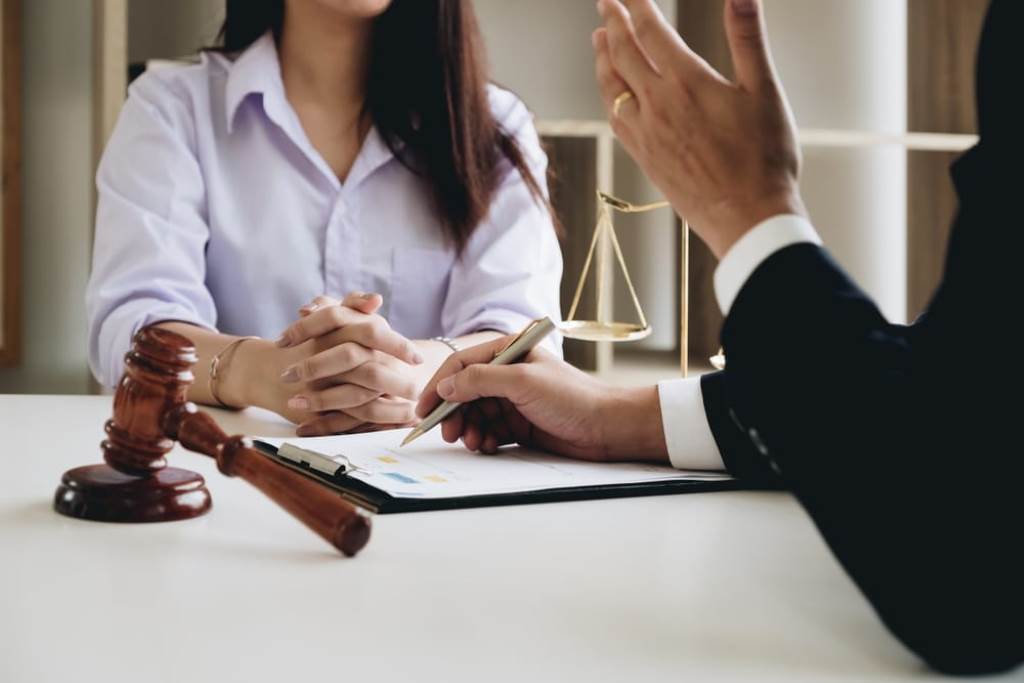 Courtroom Performance and Settlement Records